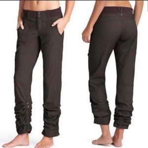 Athleta Shasta pants gray size 4